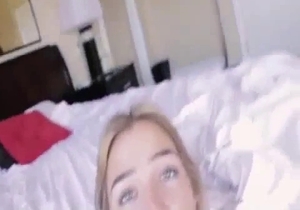 Blue eyed daughter banged by her father